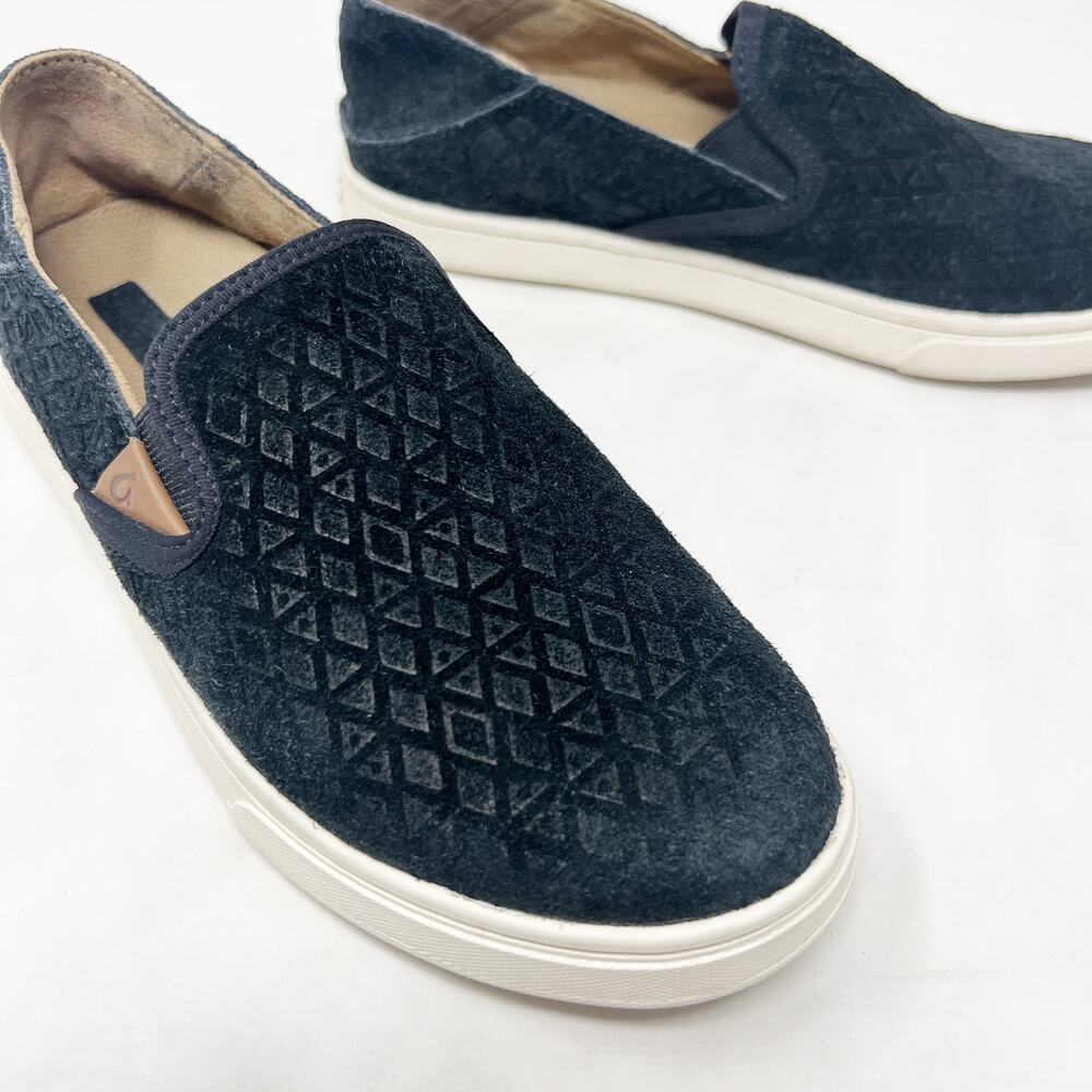 [OluKai] Pehuea Black Textured Embossed Suede Leather Slip On Sneakers Size 6 - Picture 8 of 10